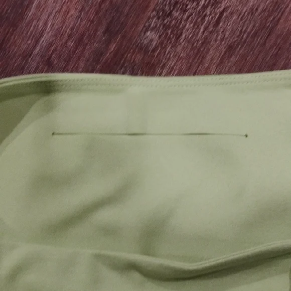 Girlfriend Collective Light Green Bike Shorts - Picture 4 of 4